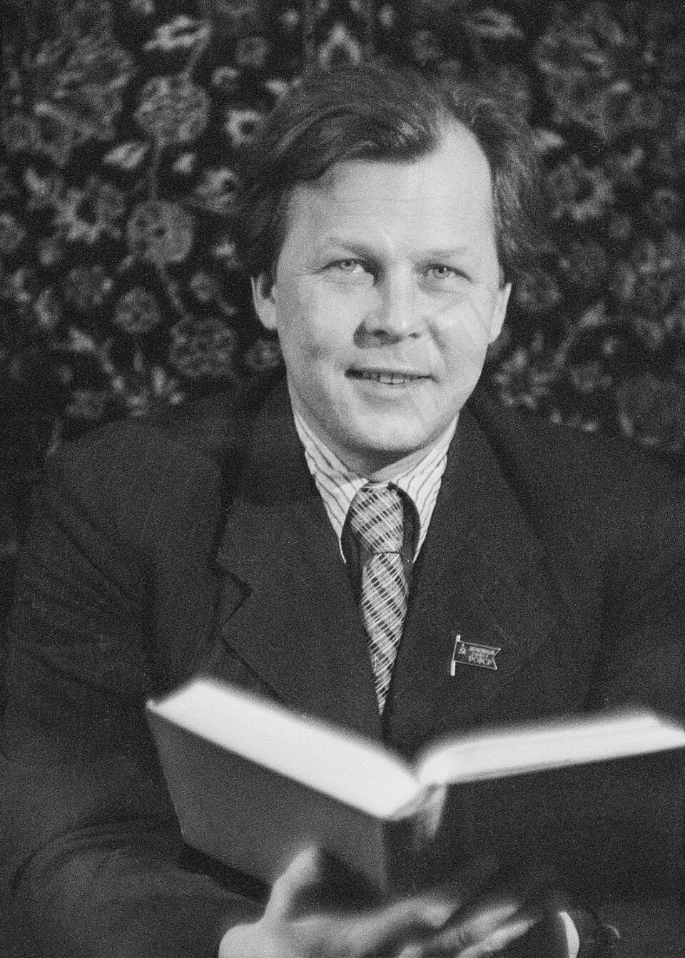 Портрет: Александр Твардовский